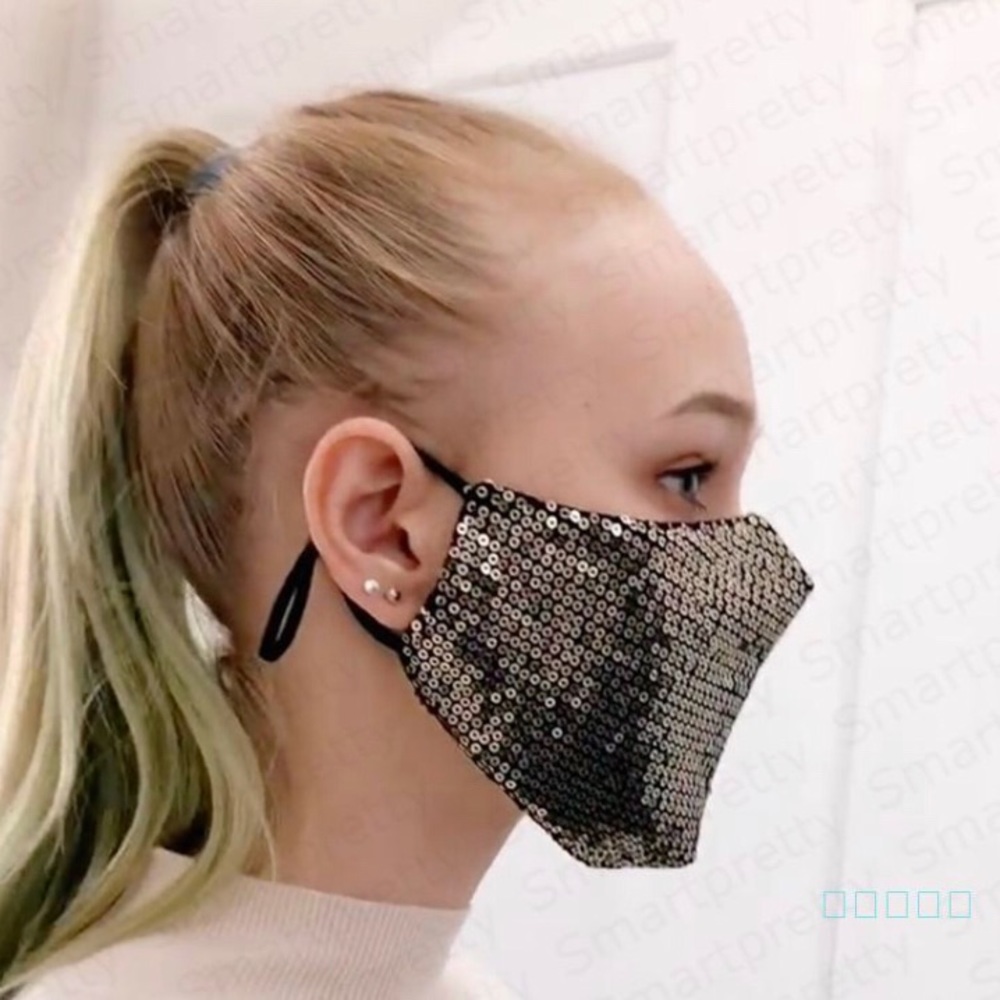 $8💋New Reusable/Washable Silver Sequins Mask